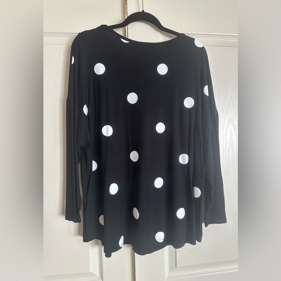 Laura Women’s Stylish Black and White Polka Dot Long Sleeve Top. US 1X. BNWT - Picture 3 of 3